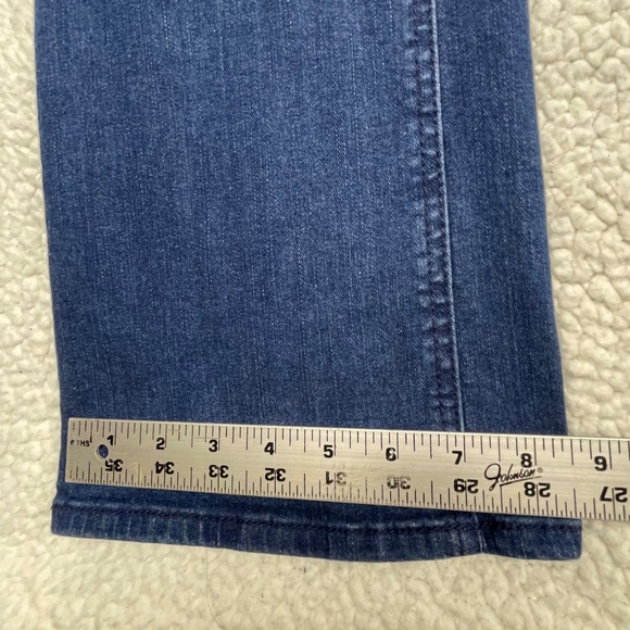 Women’s EST 1946 Denim Classic 16W Blue Jeans - Picture 11 of 12